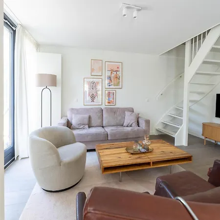 Casa de Férias In Egmond Near & Windmill